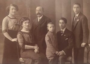 The Mühlrad Family ca. 1910. L to R: Irma, Zdenka, Julius, Poldi, Paul, Hans